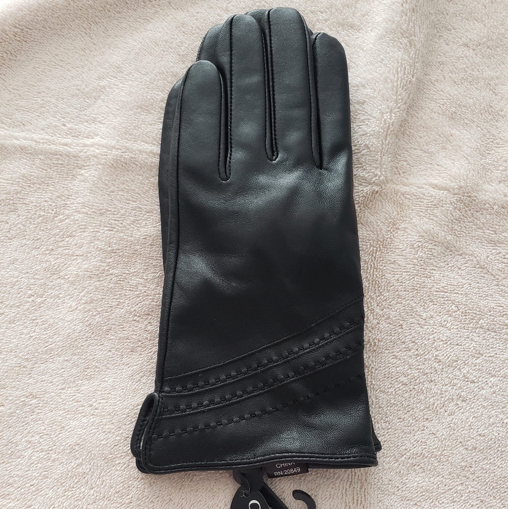 Black Leather Woman's Gloves